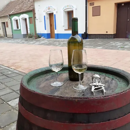 Nechory,sklep U Klarky *